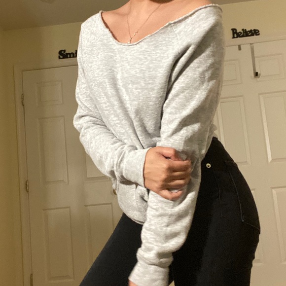 Alternative Apparel Sweatshirt - Picture 2 of 4